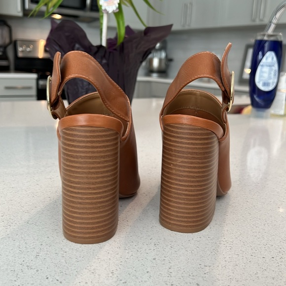 Qupid block bootie/heel - Picture 4 of 5